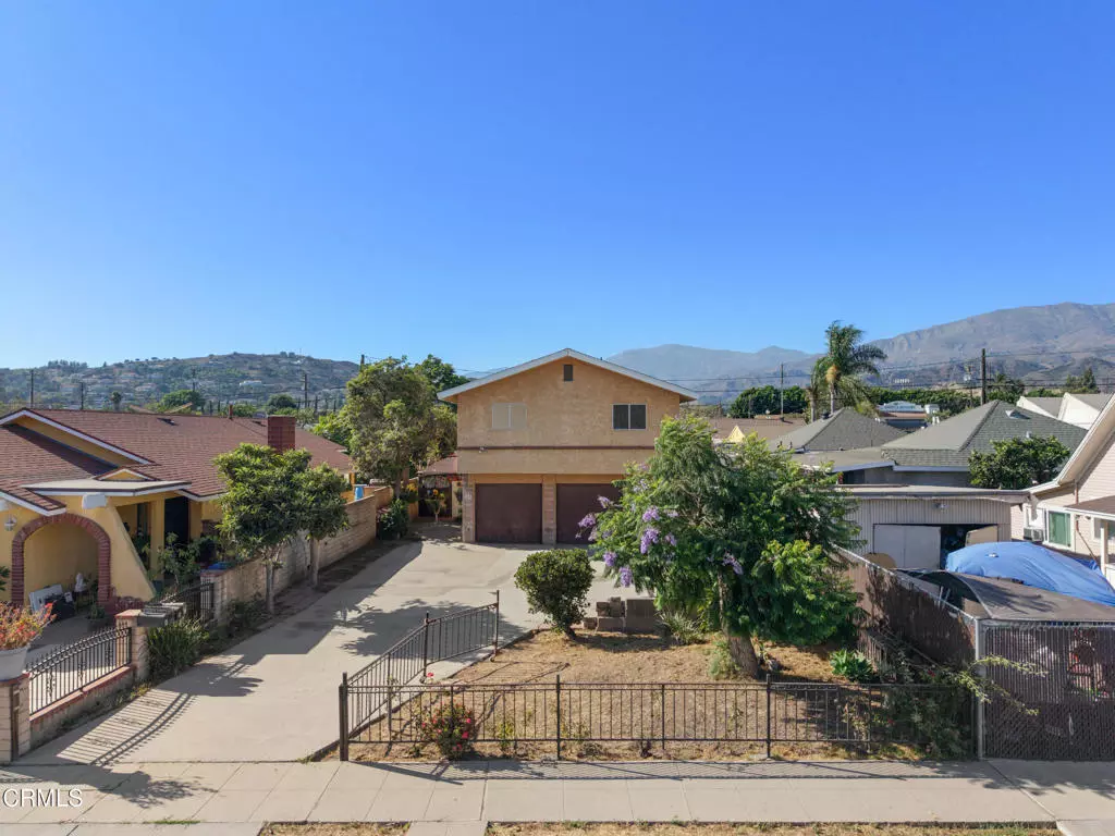 Santa Paula, CA 93060,1121 New ST