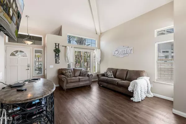 Fillmore, CA 93015,1032 Meadowlark DR