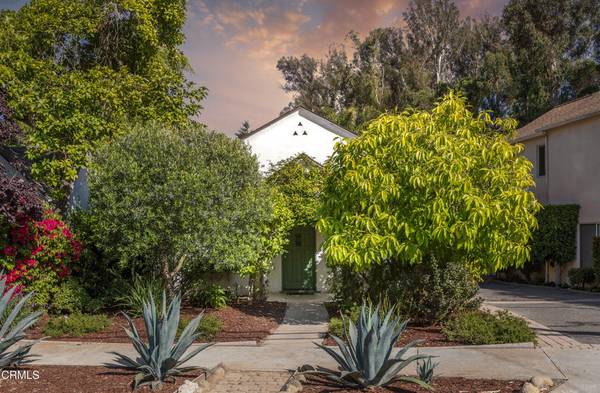 917 W W Victoria ST, Santa Barbara, CA 93101