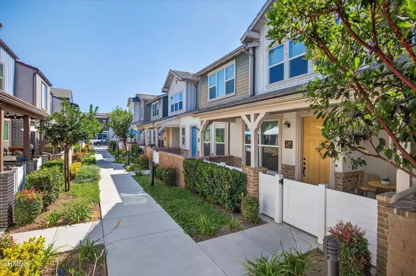 Simi Valley, CA 93065,139 Farmhouse DR #5