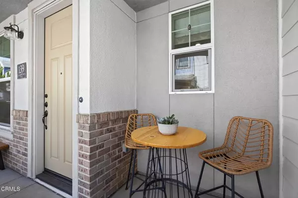 Simi Valley, CA 93065,139 Farmhouse DR #5