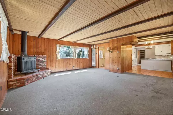 Santa Paula, CA 93060,1143 Oakdale PL