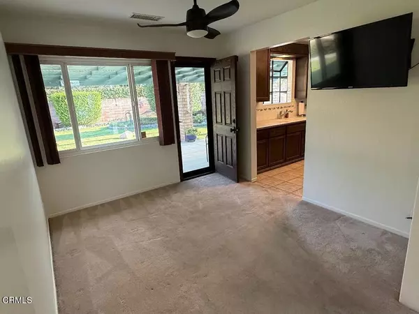 Ventura, CA 93004,489 Mara AVE