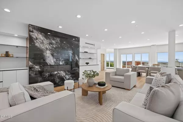 Ventura, CA 93001,2407 Sunset DR