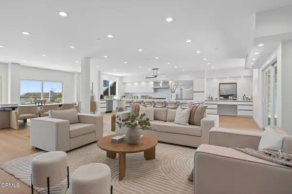 Ventura, CA 93001,2407 Sunset DR