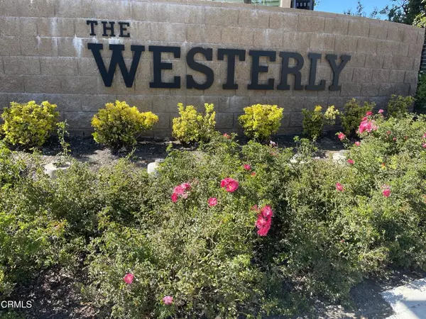 130 Farmhouse DR #2, Simi Valley, CA 93065