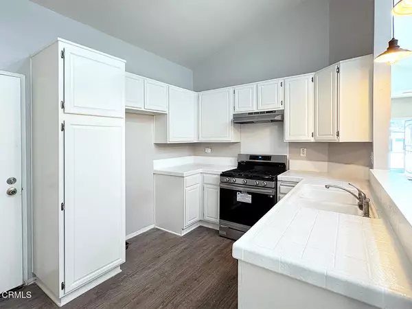 Port Hueneme, CA 93041,2633 Barnacle