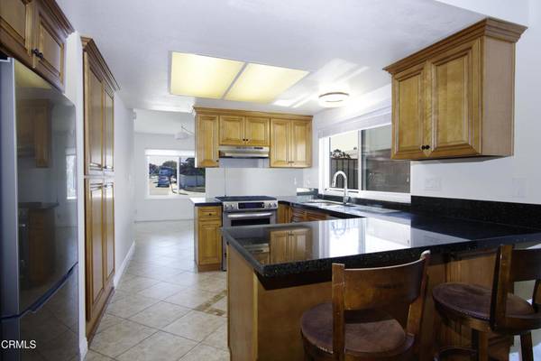 Oxnard, CA 93036,2121 Ironbark DR