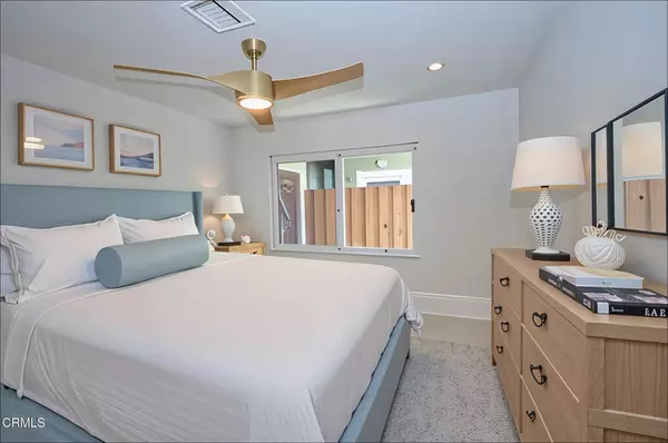 Oxnard, CA 93035,2455 Jamestown CT