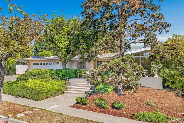 Ventura, CA 93003,262 Crestwood AVE