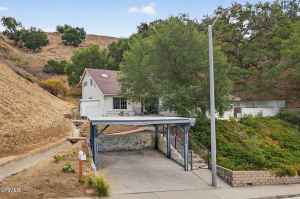 Agoura Hills, CA 91301,27326 Oak Summit RD