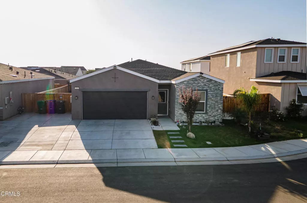 Shafter, CA 93263,3305 Lilac View CT