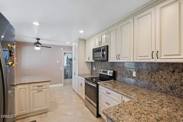 Camarillo, CA 93012,16302 Village 16