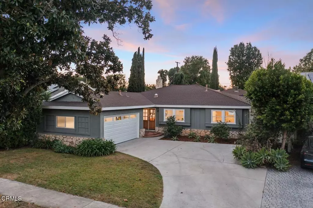 Van Nuys, CA 91401,6043 Mary Ellen AVE