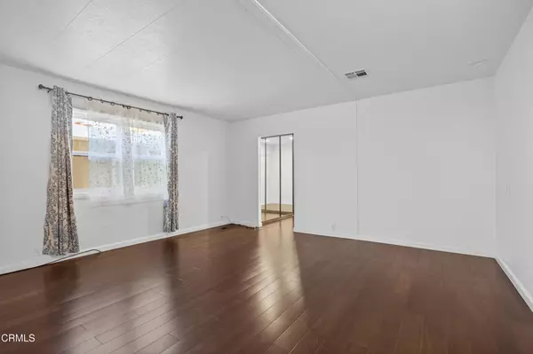 Oxnard, CA 93035,5540 W 5TH ST #SPC 26