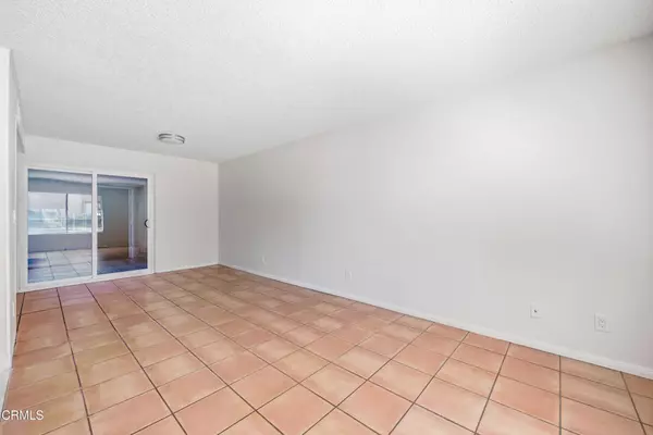 Oxnard, CA 93033,2464 Manzanita DR