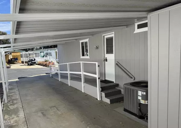 Ventura, CA 93003,206 Browning AVE #206