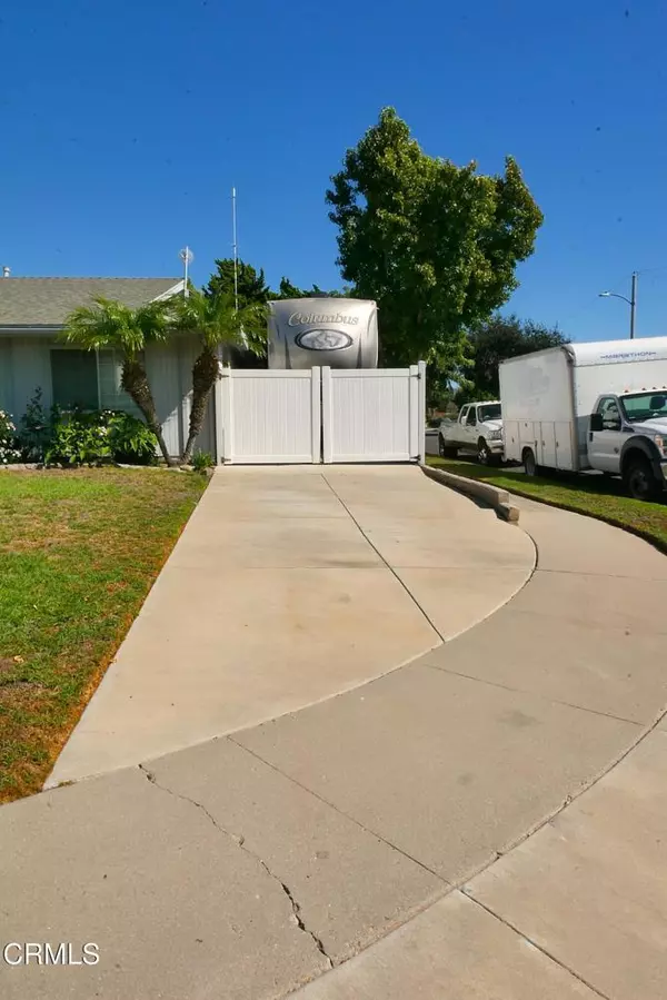 Camarillo, CA 93010,1772 Weston CIR