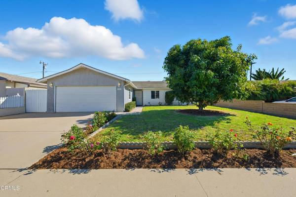 1366 Lark AVE, Ventura, CA 93003