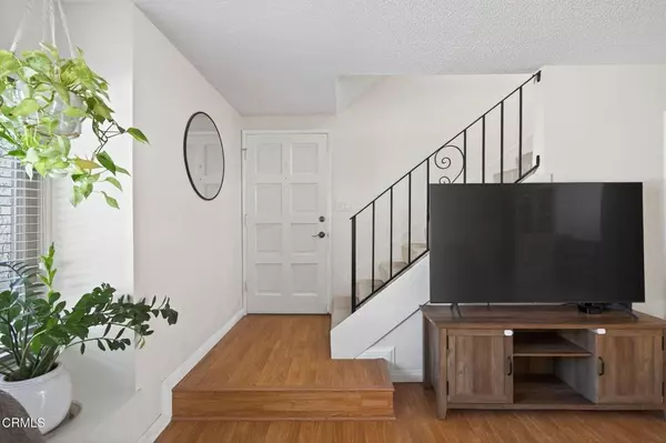 Ventura, CA 93003,1213 Nilgai PL