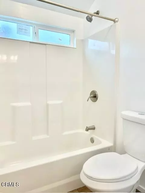 Oxnard, CA 93033,4614 Terrace AVE #JADU