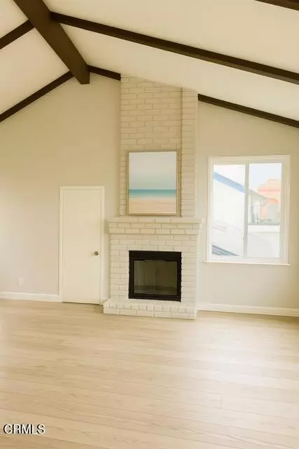 Oxnard, CA 93035,5302 Driftwood ST