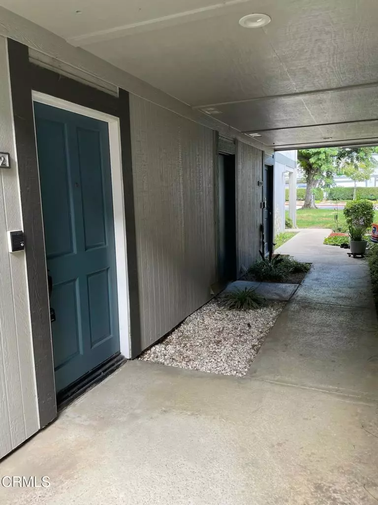 Simi Valley, CA 93063,6443 Stoney View LN #2