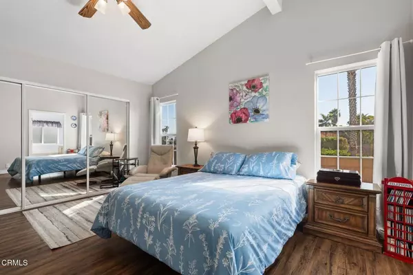 Ventura, CA 93001,1215 Anchors Way #13