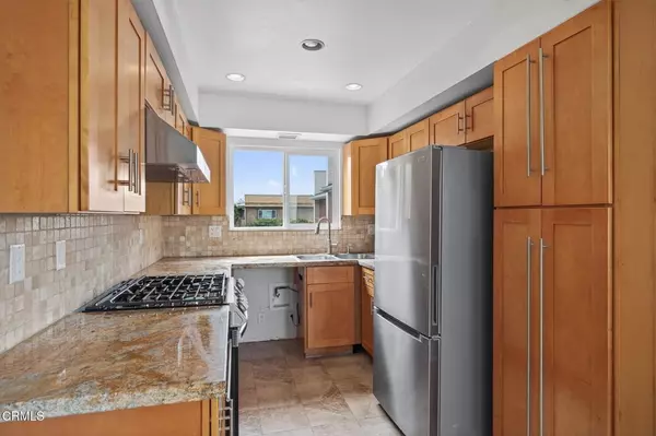 Oxnard, CA 93035,5507 Driftwood ST