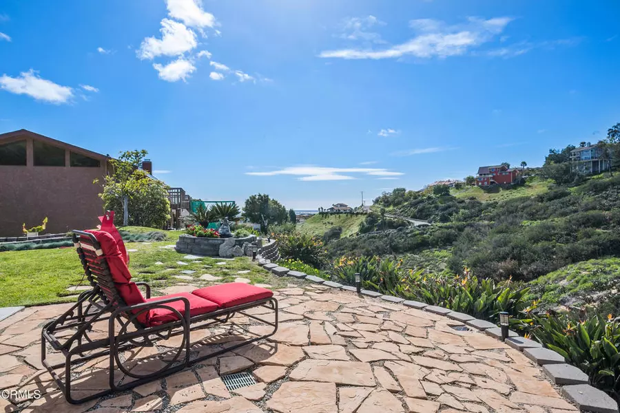 999 San Clemente WAY, Camarillo, CA 93010