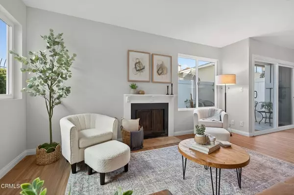 Ventura, CA 93003,1320 San Simeon CT #4