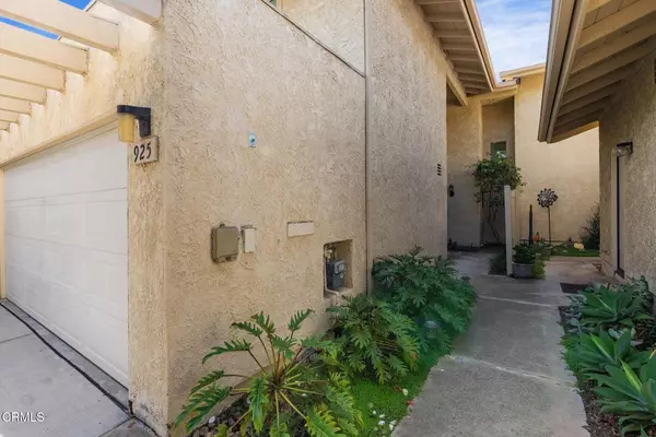 Ventura, CA 93003,925 Sandberg LN