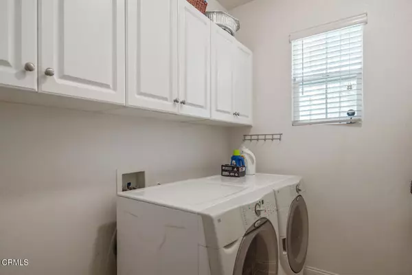 Oxnard, CA 93035,2920 Naples DR