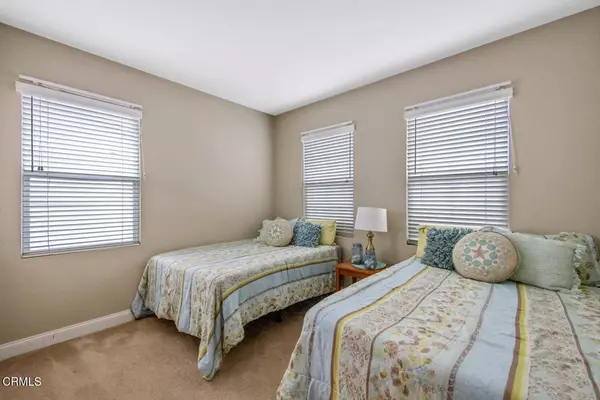 Oxnard, CA 93035,2920 Naples DR