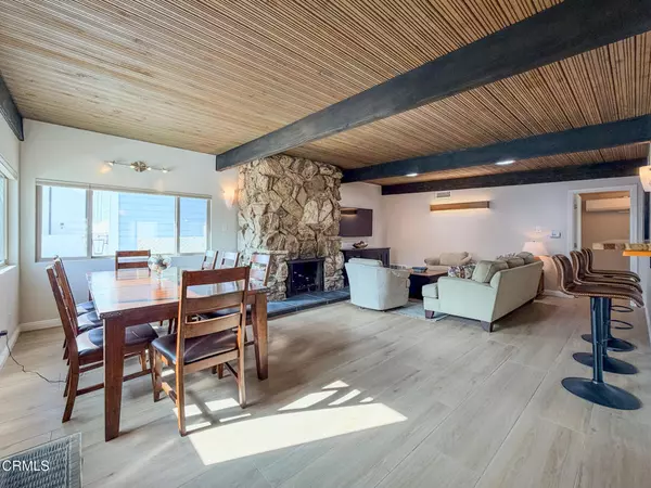 Ventura, CA 93001,1327 Devon LN