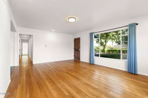 Ventura, CA 93003,5651 N Bryn Mawr ST