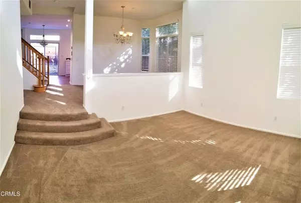 Ventura, CA 93003,5451 Benjamin CT