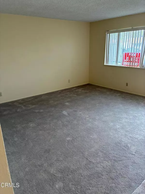 Port Hueneme, CA 93041,702 W Hemlock ST