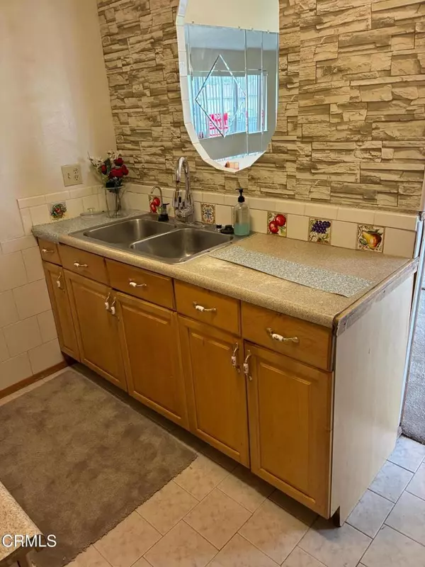 Port Hueneme, CA 93041,702 W Hemlock ST