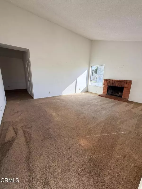 Oxnard, CA 93035,1464 Ebb CT