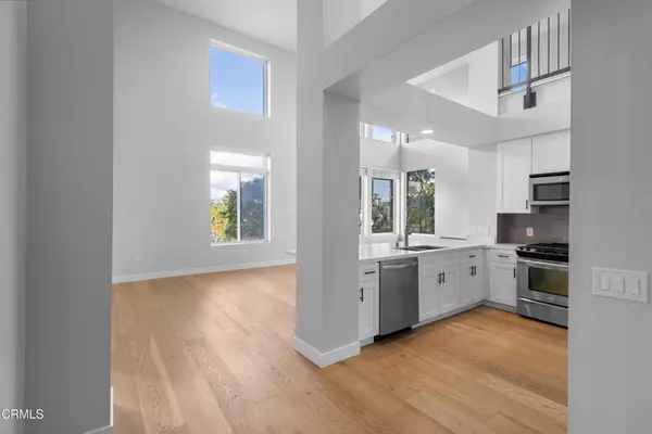 Oxnard, CA 93035,1901 Victoria AVE #204