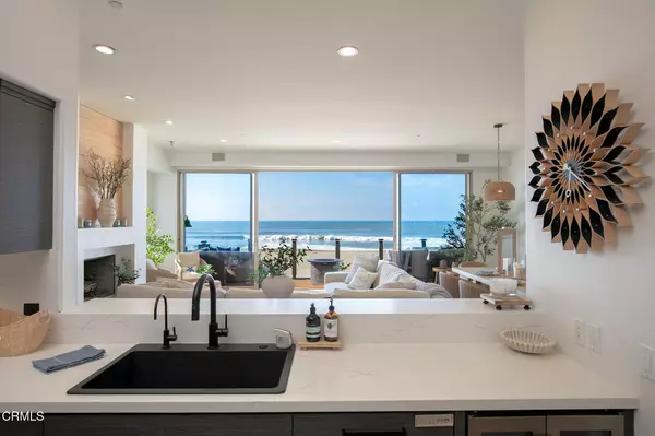 Oxnard, CA 93035,815 Mandalay Beach RD