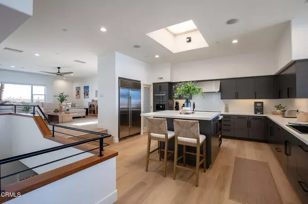 Oxnard, CA 93035,815 Mandalay Beach RD