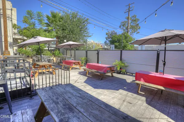 Santa Paula, CA 93060,817 E Main ST