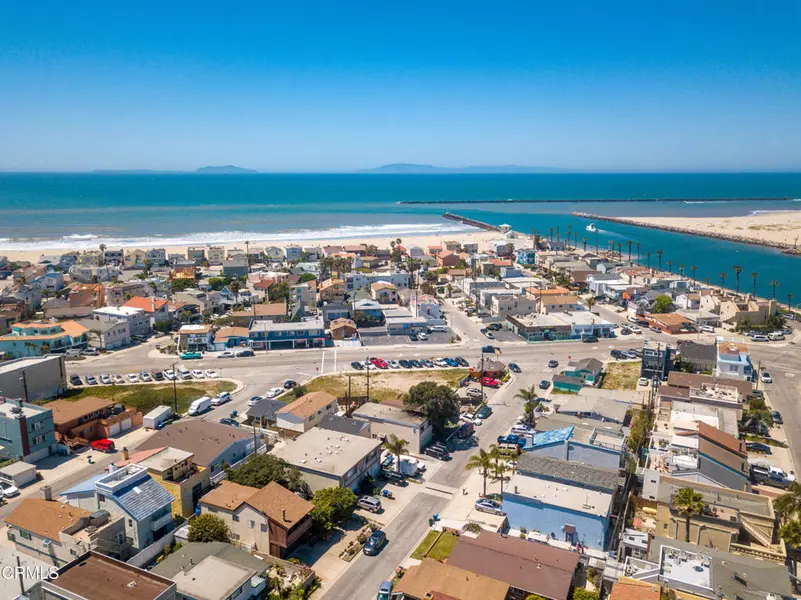 244 Melrose DR, Oxnard, CA 93035