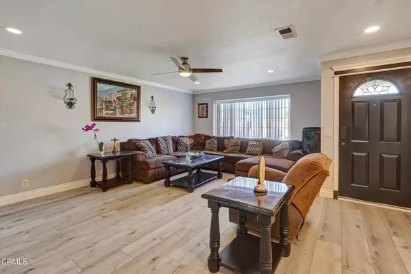 Oxnard, CA 93033,1960 Peoria PL