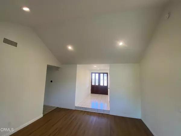 Thousand Oaks, CA 91360,3 Venus ST