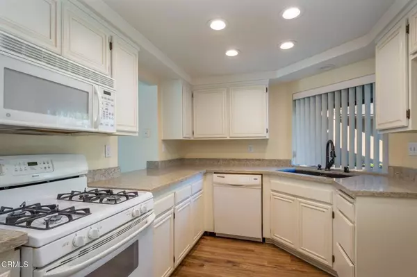 Ventura, CA 93003,883 Murdoch LN