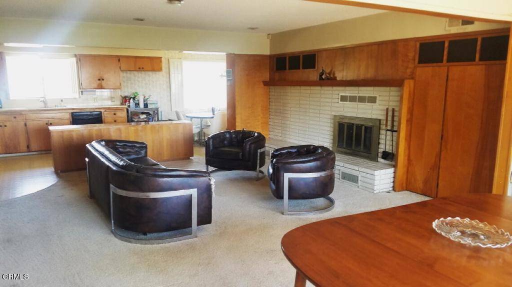 La Habra Heights, CA 90631,365 W Skyline DR
