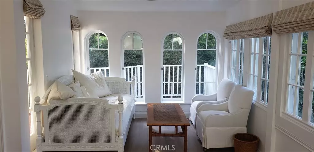 Hollywood Hills, CA 90046,8216 Kirkwood DR